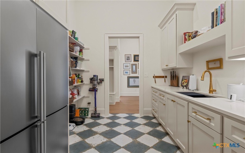 117 Iris Street, Lorena, TX 76655, 4 Bedrooms Bedrooms, ,5 BathroomsBathrooms,Residential,For Sale,117 Iris Street,0,609760