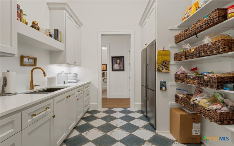 117 Iris Street, Lorena, TX 76655, 4 Bedrooms Bedrooms, ,5 BathroomsBathrooms,Residential,For Sale,117 Iris Street,0,609760