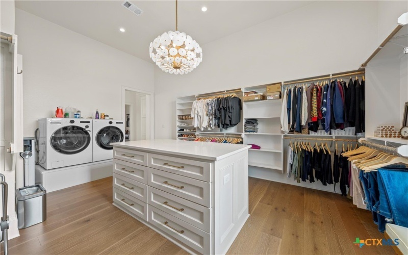 117 Iris Street, Lorena, TX 76655, 4 Bedrooms Bedrooms, ,5 BathroomsBathrooms,Residential,For Sale,117 Iris Street,0,609760