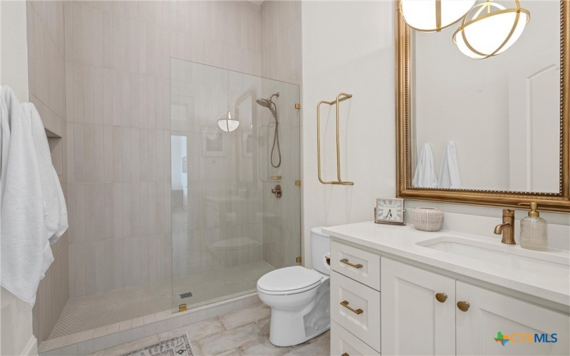 117 Iris Street, Lorena, TX 76655, 4 Bedrooms Bedrooms, ,5 BathroomsBathrooms,Residential,For Sale,117 Iris Street,0,609760