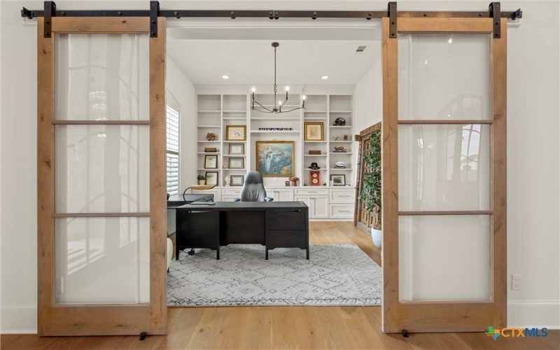 117 Iris Street, Lorena, TX 76655, 4 Bedrooms Bedrooms, ,5 BathroomsBathrooms,Residential,For Sale,117 Iris Street,0,609760