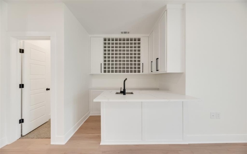 1206 Vermont Avenue, Dallas, TX 75216, 4 Bedrooms Bedrooms, ,3 BathroomsBathrooms,Residential,For Sale,1206 Vermont Avenue,0,21088516