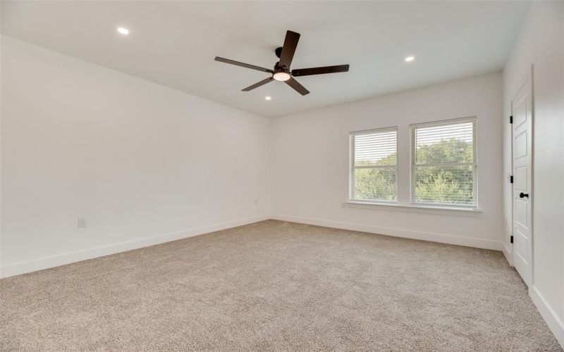 1206 Vermont Avenue, Dallas, TX 75216, 4 Bedrooms Bedrooms, ,3 BathroomsBathrooms,Residential,For Sale,1206 Vermont Avenue,0,21088516