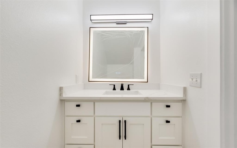 1206 Vermont Avenue, Dallas, TX 75216, 4 Bedrooms Bedrooms, ,3 BathroomsBathrooms,Residential,For Sale,1206 Vermont Avenue,0,21088516