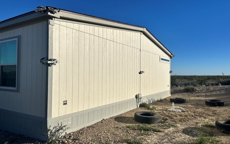 348 Remington, Eagle Pass, TX 78852, 4 Bedrooms Bedrooms, ,2 BathroomsBathrooms,Residential,For Sale,348 Remington,0,83270