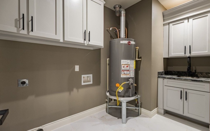 3249 Ethel Dr, Eagle Pass, TX 78852, 3 Bedrooms Bedrooms, ,2 BathroomsBathrooms,Residential,For Sale,3249 Ethel Dr,0,83276