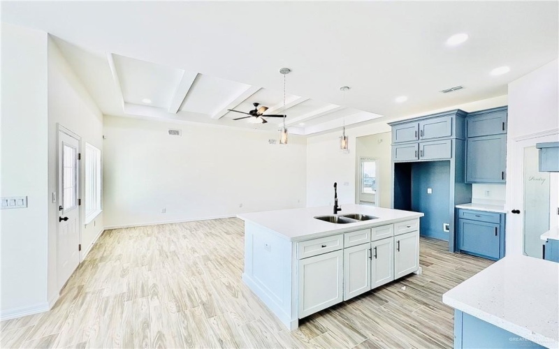 2301 Blue Sky Drive, Weslaco, TX 78596, 3 Bedrooms Bedrooms, ,2 BathroomsBathrooms,Residential,For Sale,2301 Blue Sky Drive,0,500991