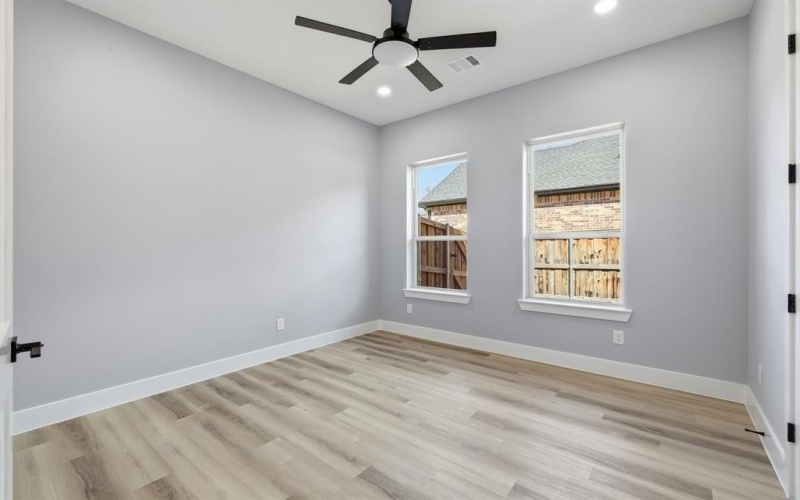 707 Ross Trail, Arlington, TX 76012, 4 Habitaciones Habitaciones , ,2 BañosBaños,Residential,En Venta,707 Ross Trail,0,21185505