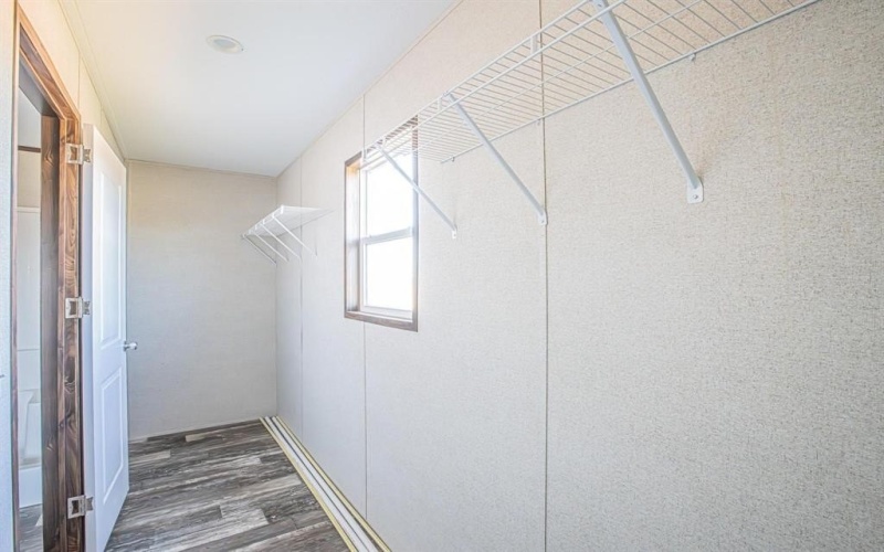 1057 Hopewell Road, Bellevue, TX 76228, 5 Bedrooms Bedrooms, ,2 BathroomsBathrooms,Residential,For Sale,1057 Hopewell Road,0,21228517