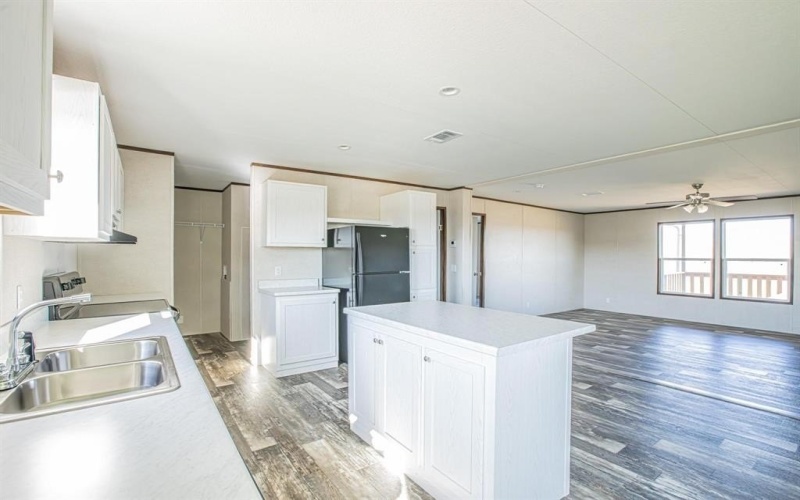 1057 Hopewell Road, Bellevue, TX 76228, 5 Bedrooms Bedrooms, ,2 BathroomsBathrooms,Residential,For Sale,1057 Hopewell Road,0,21228517