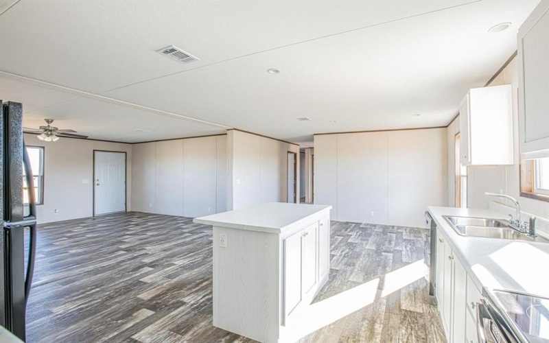 1057 Hopewell Road, Bellevue, TX 76228, 5 Bedrooms Bedrooms, ,2 BathroomsBathrooms,Residential,For Sale,1057 Hopewell Road,0,21228517