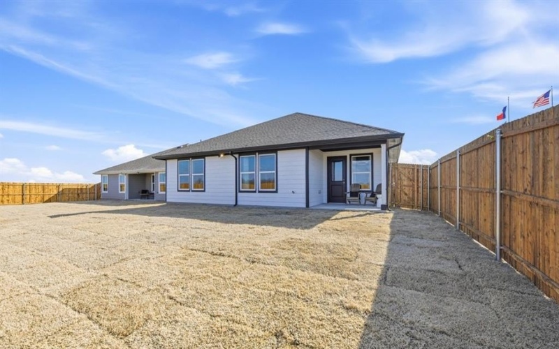 141 MLM Parkway, Bridgeport, TX 76246, 4 Bedrooms Bedrooms, ,2 BathroomsBathrooms,Residential,For Sale,141 MLM Parkway,0,21228603