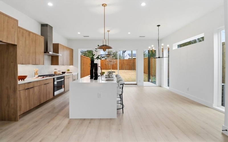 626 Wayne Street, Dallas, TX 75223, 6 Bedrooms Bedrooms, ,5 BathroomsBathrooms,Residential Multi Family,For Sale,626 Wayne Street,0,21229870