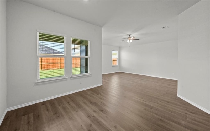 503 English Oak Drive, Josephine, TX 75173, 5 Bedrooms Bedrooms, ,2 BathroomsBathrooms,Residential,For Sale,503 English Oak Drive,0,21230337