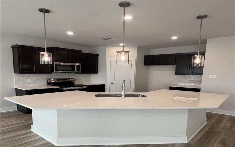5304 Lyle Place, Bryan, TX 77807, 3 Bedrooms Bedrooms, ,2 BathroomsBathrooms,Residential,For Sale,5304 Lyle Place,25003805