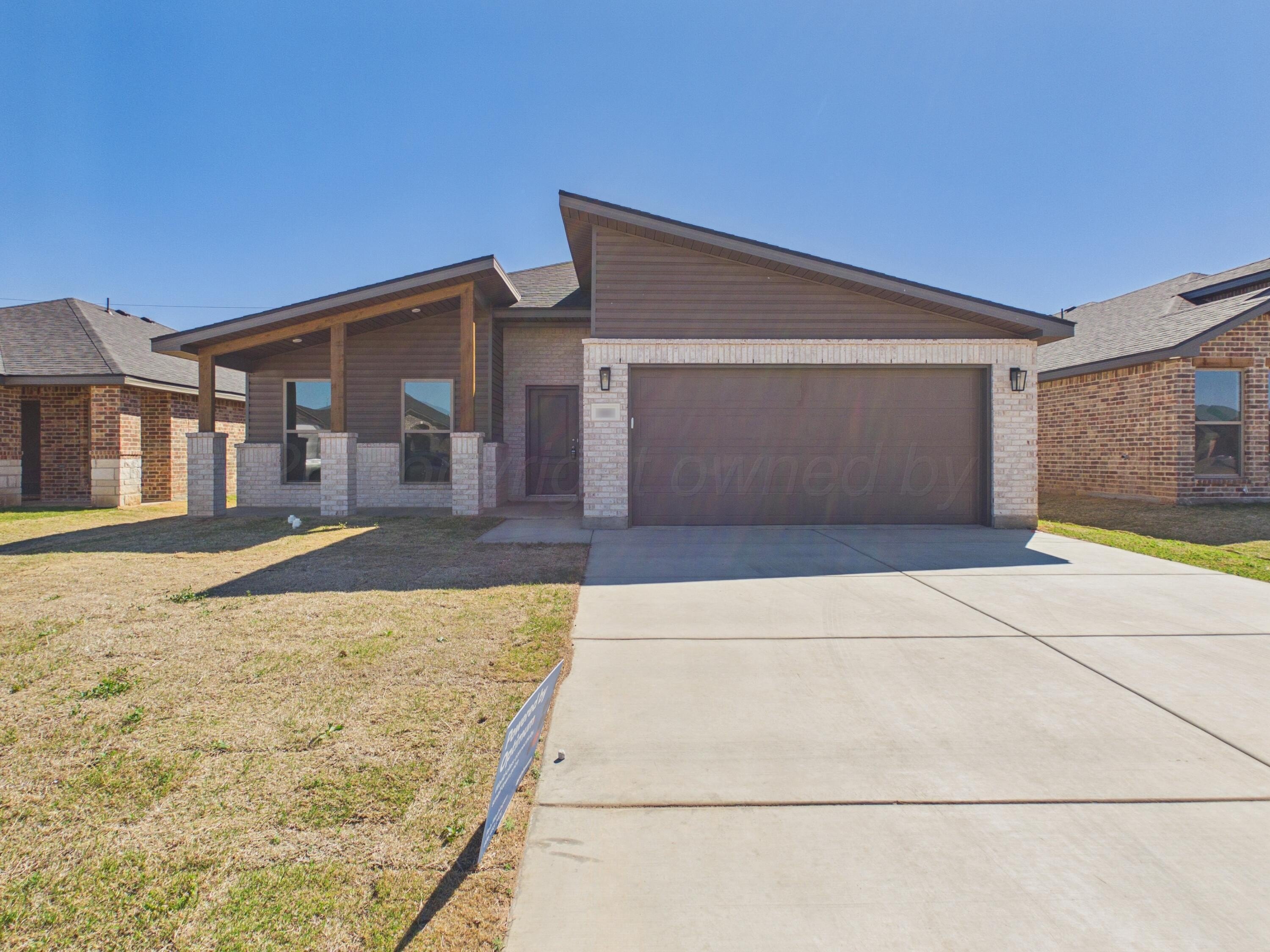 3007 Farmyard Drive, Amarillo, TX 79124, 3 Bedrooms Bedrooms, ,1 BathroomBathrooms,Residential,For Sale,3007 Farmyard Drive,0,26-2920