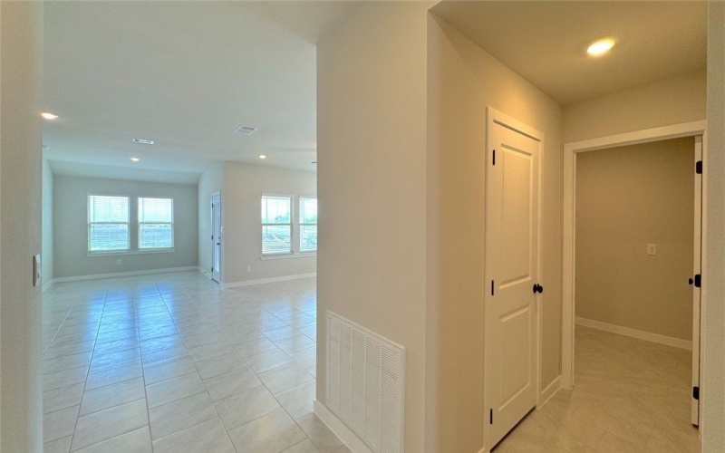 870 Fisher's Island Circle, Corpus Christi, TX 78415, 5 Bedrooms Bedrooms, ,3 BathroomsBathrooms,Residential,For Sale,870 Fisher's Island Circle,0,474503