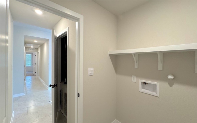 870 Fisher's Island Circle, Corpus Christi, TX 78415, 5 Bedrooms Bedrooms, ,3 BathroomsBathrooms,Residential,For Sale,870 Fisher's Island Circle,0,474503