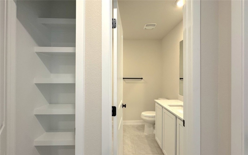 870 Fisher's Island Circle, Corpus Christi, TX 78415, 5 Bedrooms Bedrooms, ,3 BathroomsBathrooms,Residential,For Sale,870 Fisher's Island Circle,0,474503