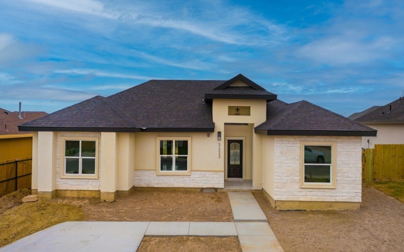 3222 Ethel Dr, Eagle Pass, TX 78852, 3 Bedrooms Bedrooms, ,2 BathroomsBathrooms,Residential,For Sale,3222 Ethel Dr,0,83277