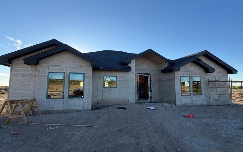 2283 Rio Sabinas Dr., Eagle Pass, TX 78852, 3 Bedrooms Bedrooms, ,2 BathroomsBathrooms,Residential,For Sale,2283 Rio Sabinas Dr.,0,83278