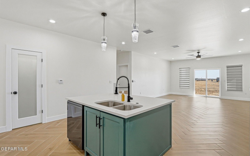 1376 Syrian Desert Drive, Chaparral, NM 88081, 4 Bedrooms Bedrooms, ,1 BathroomBathrooms,Residential,For Sale,1376 Syrian Desert Drive,0,934929