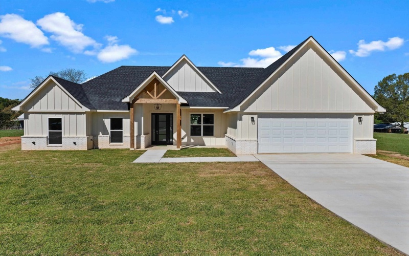 324 County Road 2204D, Tatum, TX 75691, 4 Bedrooms Bedrooms, ,2 BathroomsBathrooms,Residential,For Sale,324 County Road 2204D,0,20262407