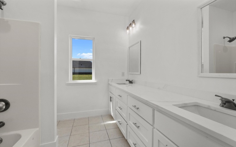 324 County Road 2204D, Tatum, TX 75691, 4 Bedrooms Bedrooms, ,2 BathroomsBathrooms,Residential,For Sale,324 County Road 2204D,0,20262407