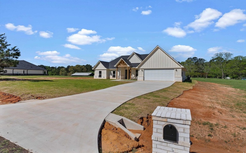 324 County Road 2204D, Tatum, TX 75691, 4 Bedrooms Bedrooms, ,2 BathroomsBathrooms,Residential,For Sale,324 County Road 2204D,0,20262407