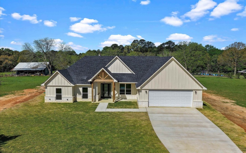 324 County Road 2204D, Tatum, TX 75691, 4 Bedrooms Bedrooms, ,2 BathroomsBathrooms,Residential,For Sale,324 County Road 2204D,0,20262407