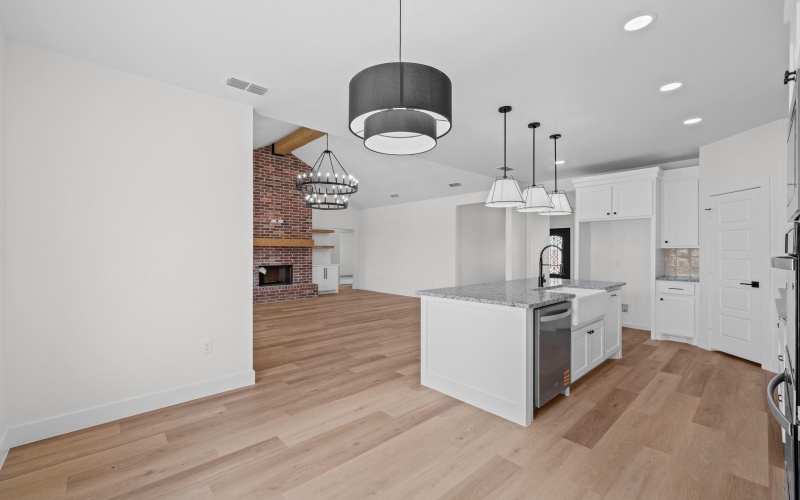 5423 County Road 6100, Lubbock, TX 79415, 4 Bedrooms Bedrooms, ,2 BathroomsBathrooms,Residential,For Sale,5423 County Road 6100,0,202604498