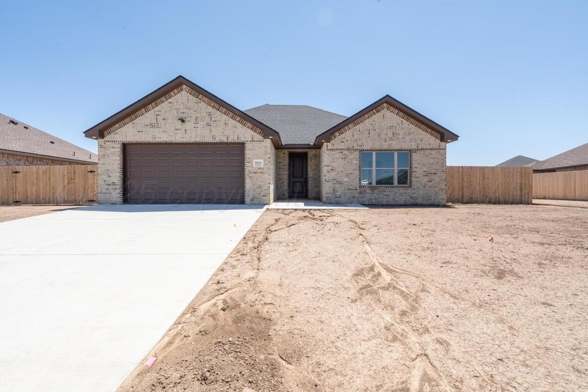 1634 Northridge Street, Dumas, TX 79029, 3 Bedrooms Bedrooms, ,1 BathroomBathrooms,Residential,For Sale,1634 Northridge Street,25-4240