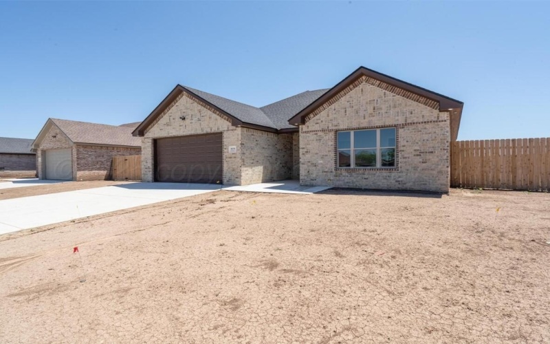 1634 Northridge Street, Dumas, TX 79029, 3 Bedrooms Bedrooms, ,1 BathroomBathrooms,Residential,For Sale,1634 Northridge Street,25-4240