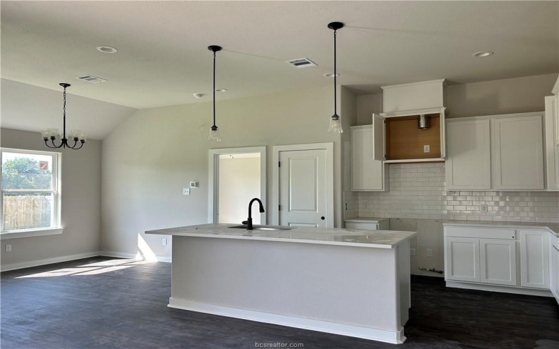 3056 Teller Drive, Bryan, TX 77808, 3 Bedrooms Bedrooms, ,2 BathroomsBathrooms,Residential,For Sale,3056 Teller Drive,0,25003736