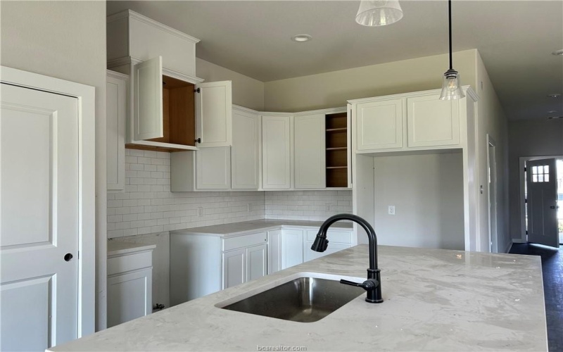 3056 Teller Drive, Bryan, TX 77808, 3 Bedrooms Bedrooms, ,2 BathroomsBathrooms,Residential,For Sale,3056 Teller Drive,0,25003736