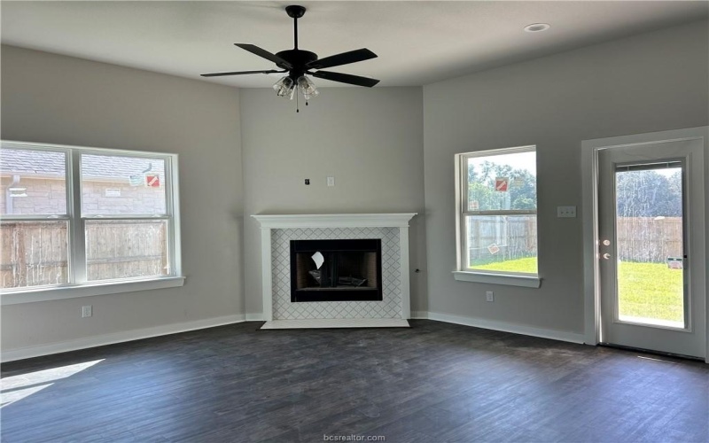 3056 Teller Drive, Bryan, TX 77808, 3 Bedrooms Bedrooms, ,2 BathroomsBathrooms,Residential,For Sale,3056 Teller Drive,0,25003736