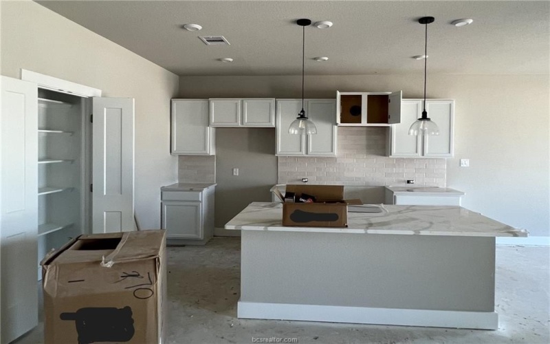 6308 Trado Drive, College Station, TX 77845, 4 Habitaciones Habitaciones , ,3 BañosBaños,Residential,En Venta,6308 Trado Drive,25005272