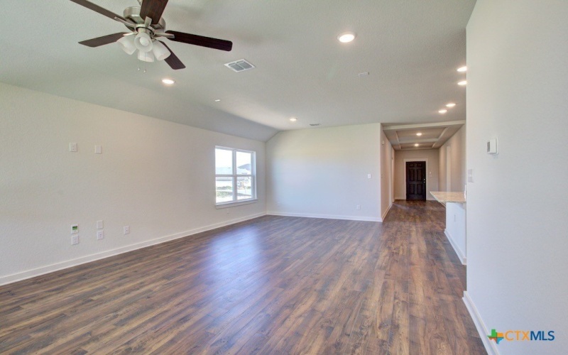 956 Tornando Ridge, New Braunfels, TX 78130, 4 Bedrooms Bedrooms, ,2 BathroomsBathrooms,Residential,For Sale,956 Tornando Ridge,0,609891