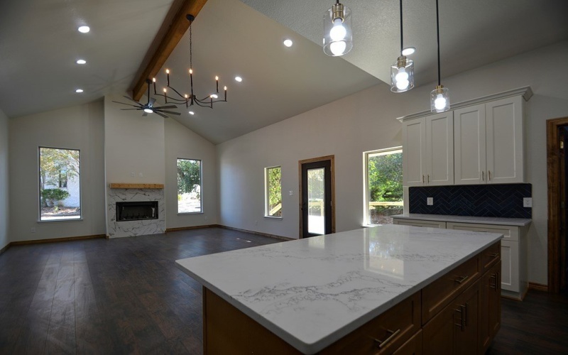 233 Old Oaks Path, Kerrville, TX 78028, 2 Bedrooms Bedrooms, ,2 BathroomsBathrooms,Residential,For Sale,233 Old Oaks Path,0,123897