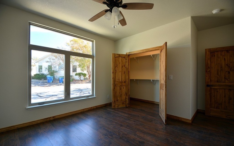 233 Old Oaks Path, Kerrville, TX 78028, 2 Bedrooms Bedrooms, ,2 BathroomsBathrooms,Residential,For Sale,233 Old Oaks Path,0,123897