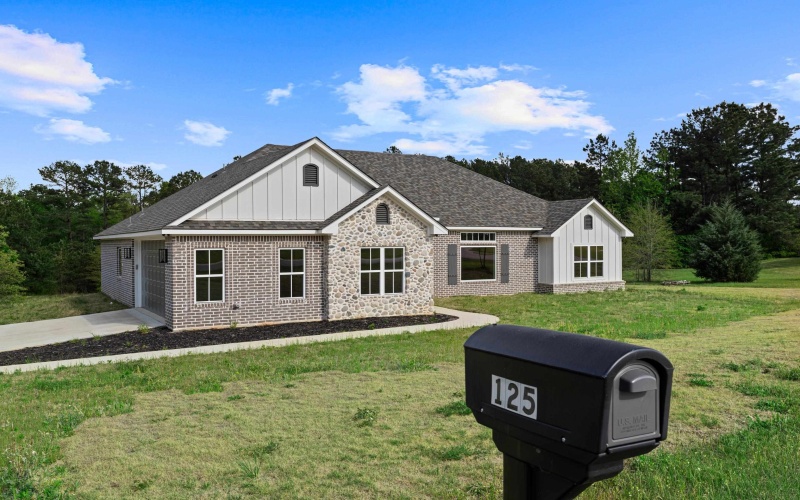 125 CR 387D, Henderson, TX 75654, 3 Bedrooms Bedrooms, ,2 BathroomsBathrooms,Residential,For Sale,125 CR 387D,0,20262439