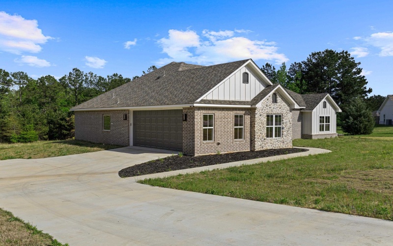 125 CR 387D, Henderson, TX 75654, 3 Bedrooms Bedrooms, ,2 BathroomsBathrooms,Residential,For Sale,125 CR 387D,0,20262439