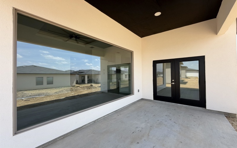 1017 Noyola Loop, Laredo, TX 78046, 3 Bedrooms Bedrooms, ,2 BathroomsBathrooms,Residential,For Sale,1017 Noyola Loop,0,20261618