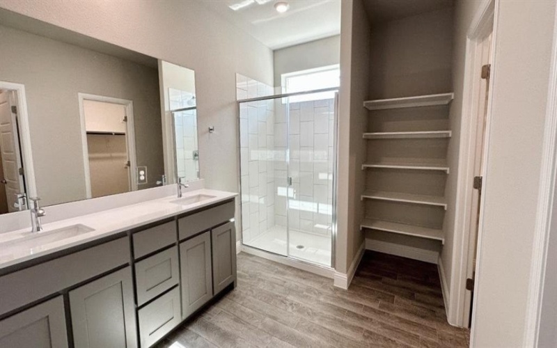 2513 GOLDFINCH Drive, Denton, TX 76205, 5 Bedrooms Bedrooms, ,3 BathroomsBathrooms,Residential,For Sale,2513 GOLDFINCH Drive,0,21045824