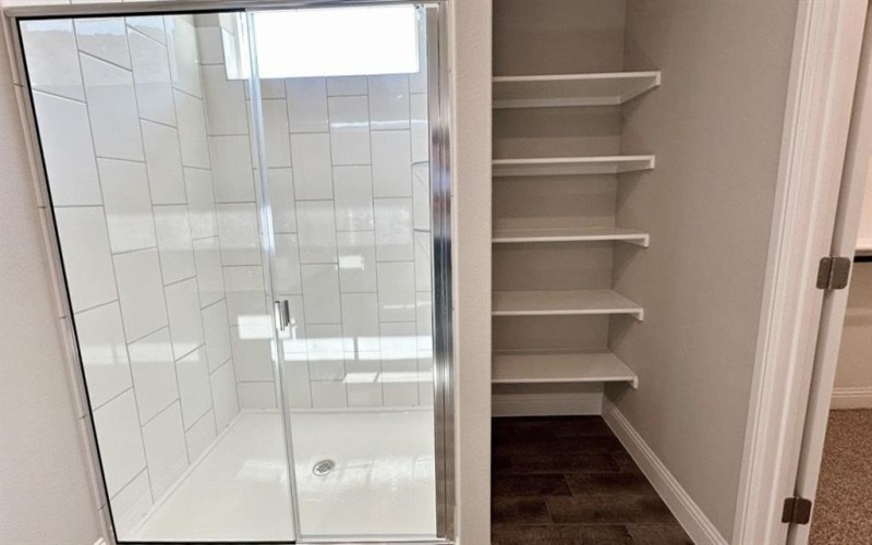 2513 GOLDFINCH Drive, Denton, TX 76205, 5 Bedrooms Bedrooms, ,3 BathroomsBathrooms,Residential,For Sale,2513 GOLDFINCH Drive,0,21045824