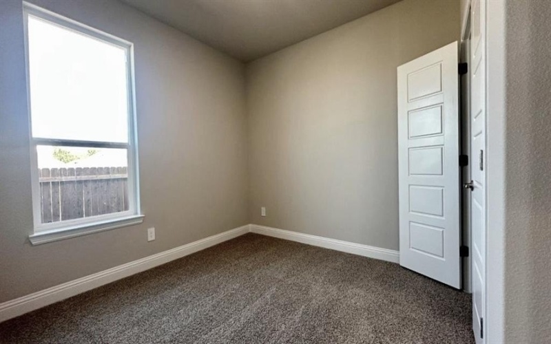 2513 GOLDFINCH Drive, Denton, TX 76205, 5 Bedrooms Bedrooms, ,3 BathroomsBathrooms,Residential,For Sale,2513 GOLDFINCH Drive,0,21045824