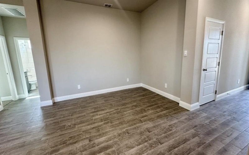 2513 GOLDFINCH Drive, Denton, TX 76205, 5 Bedrooms Bedrooms, ,3 BathroomsBathrooms,Residential,For Sale,2513 GOLDFINCH Drive,0,21045824