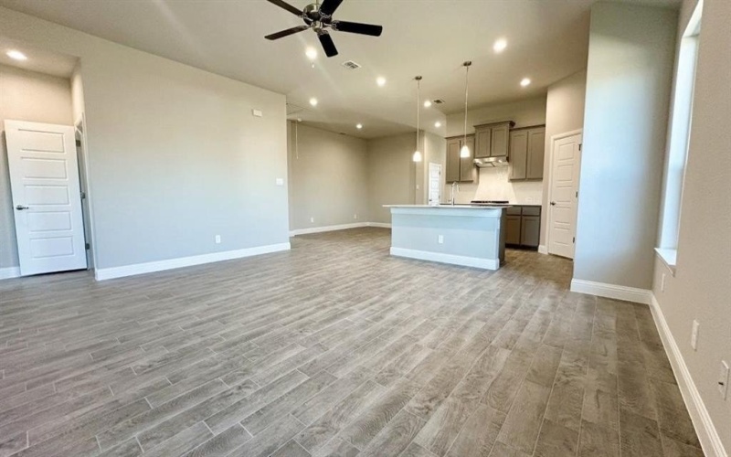 2513 GOLDFINCH Drive, Denton, TX 76205, 5 Bedrooms Bedrooms, ,3 BathroomsBathrooms,Residential,For Sale,2513 GOLDFINCH Drive,0,21045824