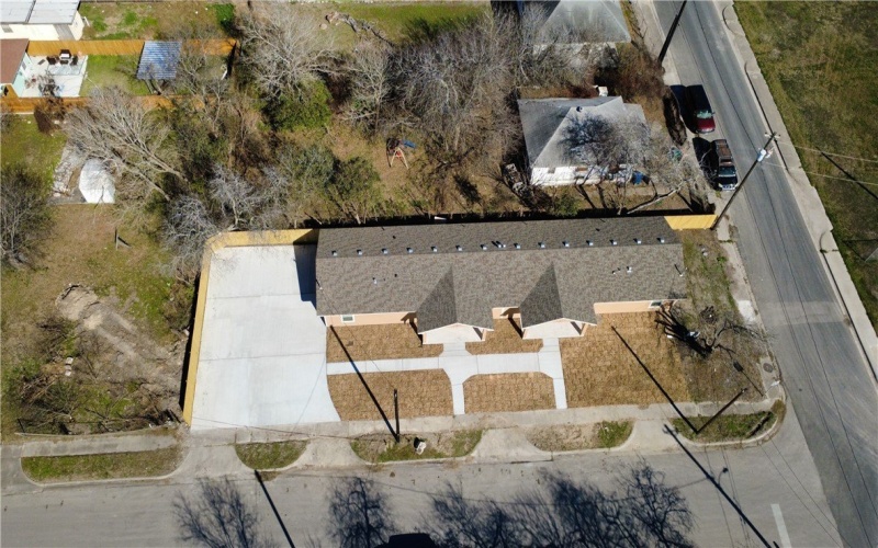 110 Josephine Street, Corpus Christi, TX 78401, 6 Bedrooms Bedrooms, ,5 BathroomsBathrooms,Residential,For Sale,110 Josephine Street,458918