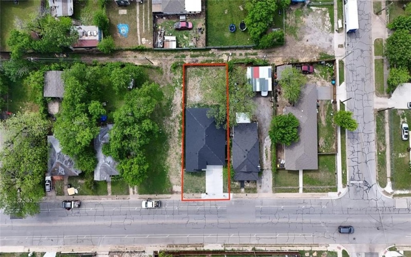 1006 E Allen Avenue, Fort Worth, TX 76104, 3 Bedrooms Bedrooms, ,2 BathroomsBathrooms,Residential,For Sale,1006 E Allen Avenue,0,21226975